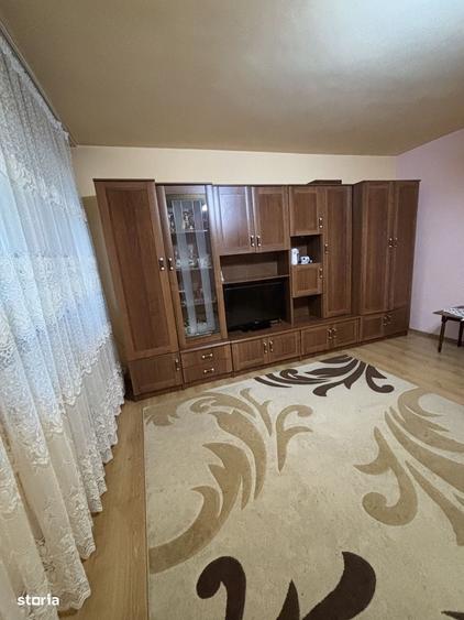 Casă cu 4 camere cu Teren 186 Mp în Rovine