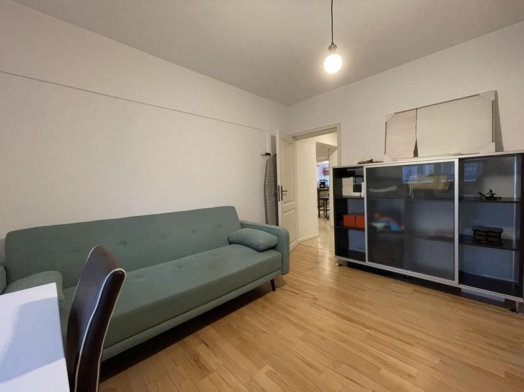 Apartament cu 3 camere decomandat, mobilat în Națiunile Unite