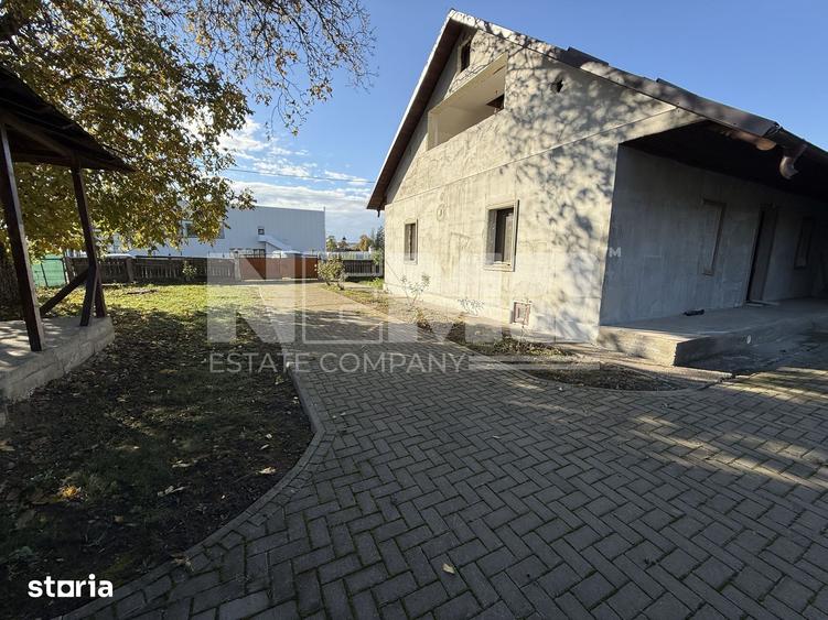 Casă cu 4 camere cu Teren 898 Mp în Mitocu Dragomirnei