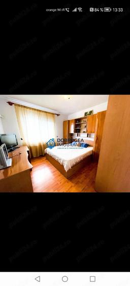 Apartament cu 2 camere decomandat în E3