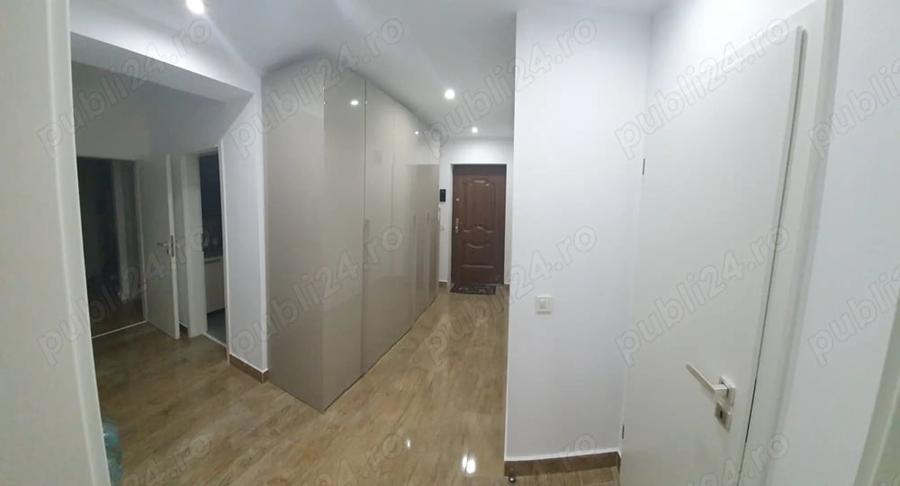 Apartament cu 3 camere decomandat în Vest