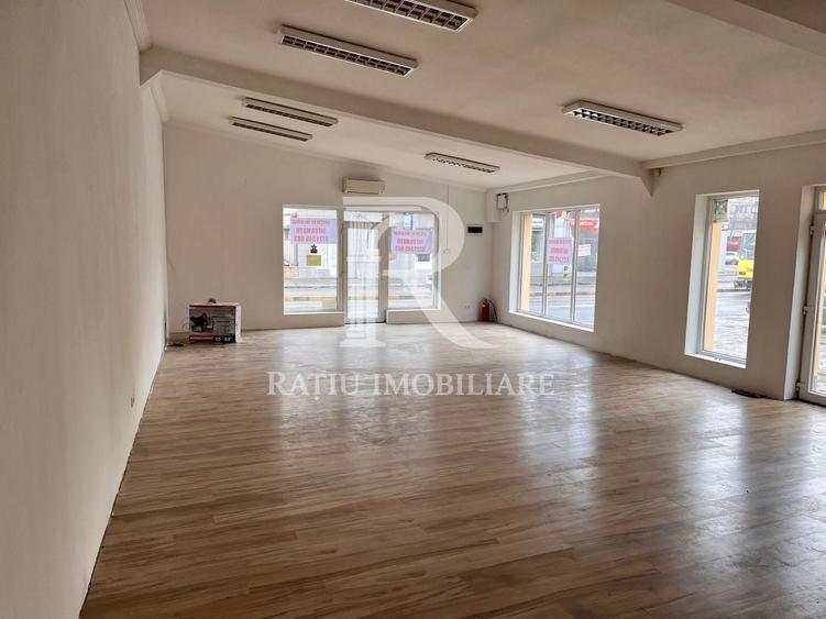 Spațiu comercial, de 89 mp, în Decebal