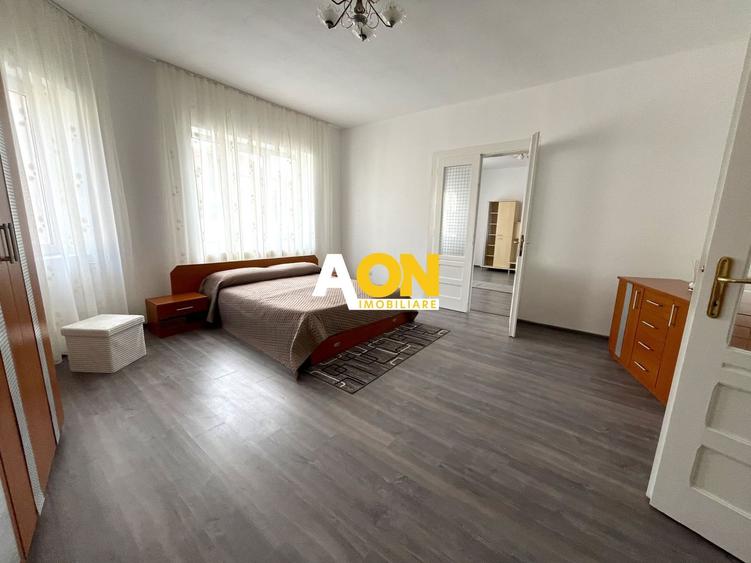 Casă individuală cu 3 camere cu Canalizare în Central