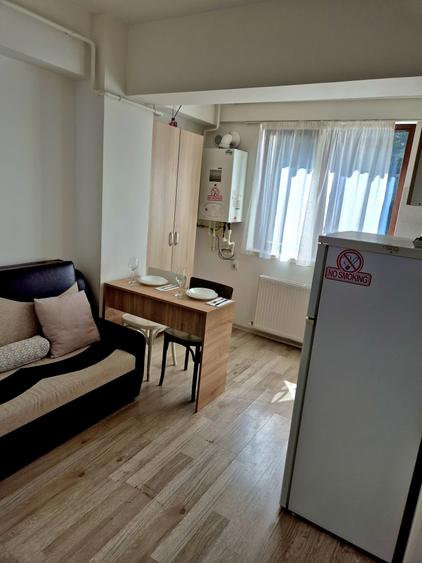 Apartament cu 2 camere semidecomandat în Ultracentral