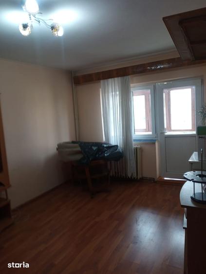Apartament cu 2 camere decomandat în Calea lui Traian-Sud