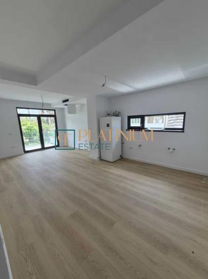 Apartament cu 2 camere decomandat în Bucovina