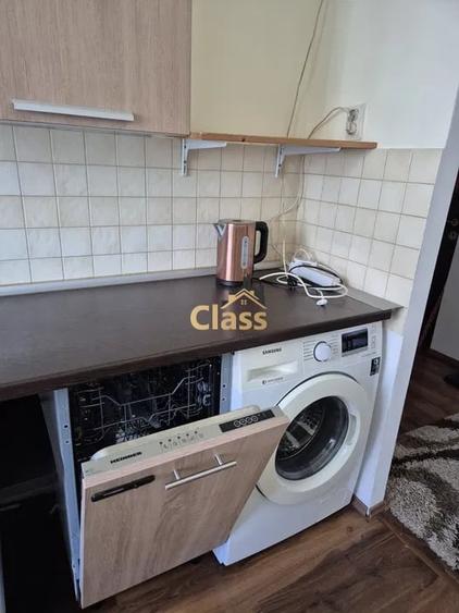 Apartament cu 2 camere semidecomandat, mobilat în Gheorgheni