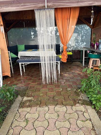 Casă cu 6 camere cu Teren 750 Mp în Agigea