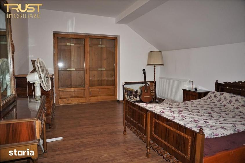 Casă cu 4 camere cu Teren 10423 Mp în Josenii Bârgăului