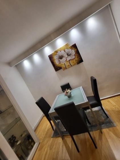Apartament cu 4 camere decomandat în Brâncoveanu