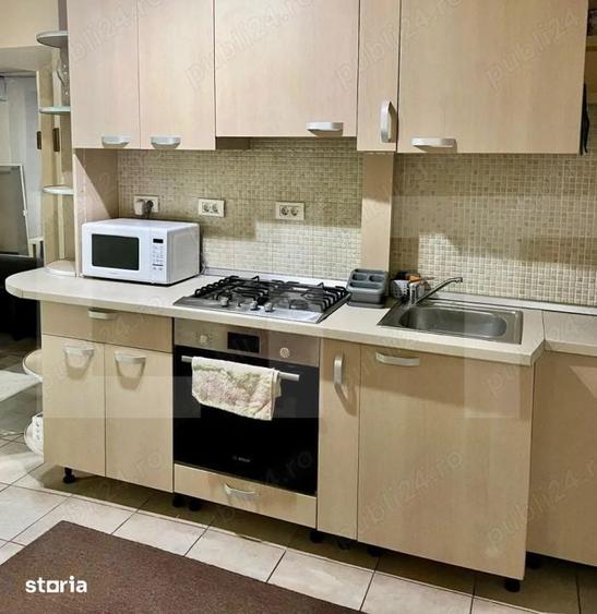 Apartament cu 3 camere decomandat în Ghiroda