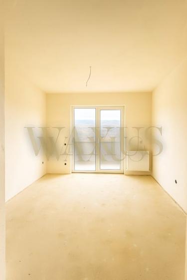 Apartament cu 3 camere semidecomandat în Florești — fotografia 3