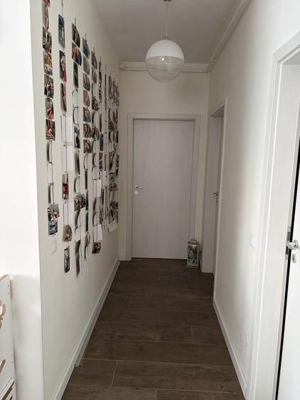 Apartament cu 3 camere decomandat în Chinteni