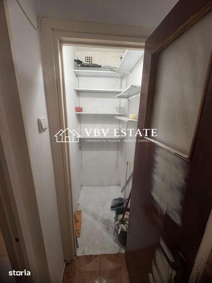 Apartament cu 3 camere semidecomandat în Drumul Taberei