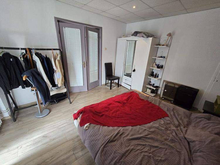 Apartament cu 2 camere semidecomandat, mobilat în Universitate