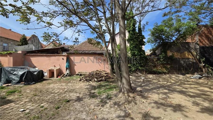 Casă cu Teren 485 Mp în Iosefin