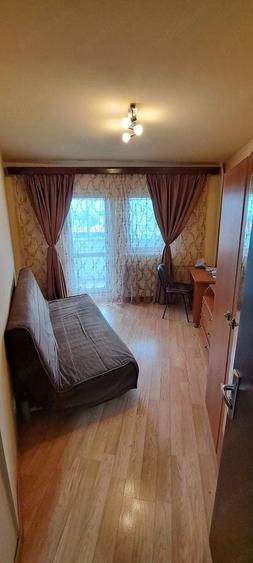 Apartament cu 3 camere decomandat, mobilat în Crângași