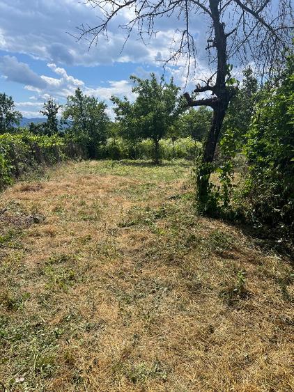 Casă individuală cu 3 camere cu Teren 1000 Mp în Străoane