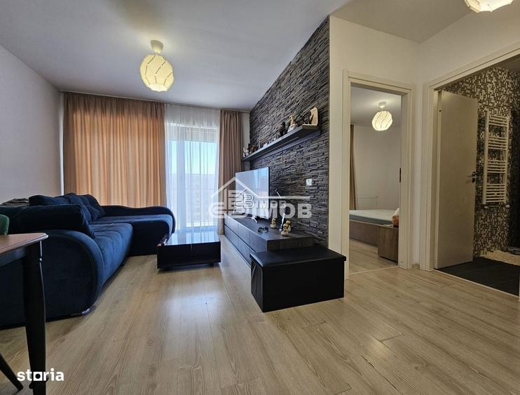 Apartament cu 3 camere decomandat în Valea