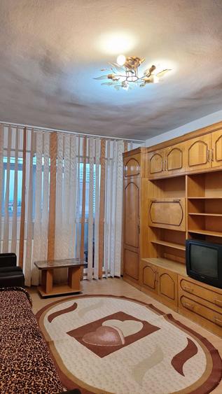 Apartament cu 2 camere decomandat în Satu Nou