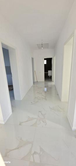 Casă cu 4 camere în Clinceni