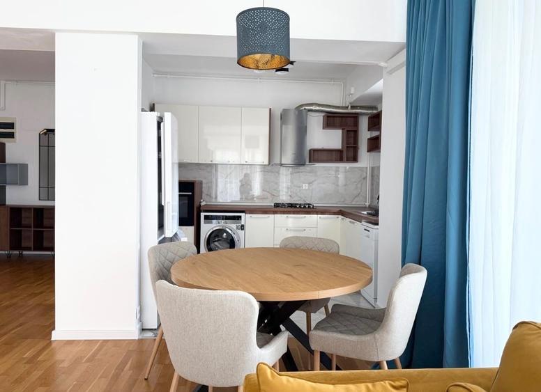 Apartament cu 3 camere în Băneasa