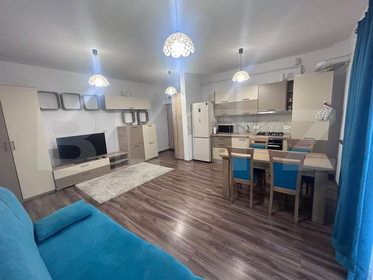 Apartament cu 2 camere decomandat, mobilat în Central