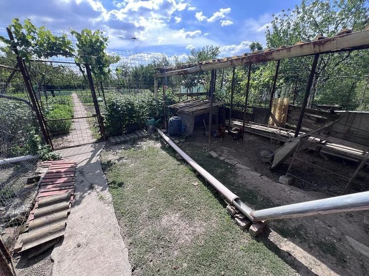 Casă cu 3 camere cu Teren 838 Mp în Fratelia