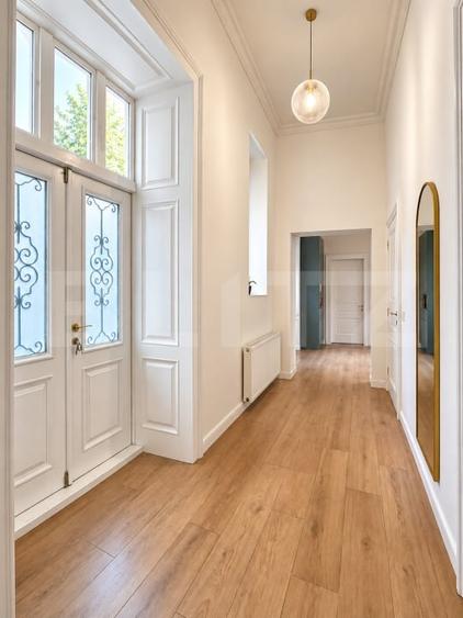 Apartament cu 4 camere circular, mobilat în Sinaia