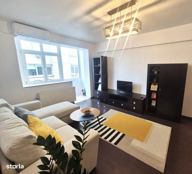 Apartament cu 2 camere, mobilat în Calea Victoriei