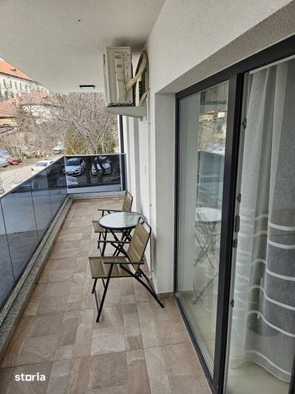Proprietar inchiriez apartament 2 camere central - 8