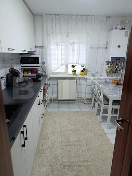 Apartament 3 camere, 67 mp, zona George Enescu - 7