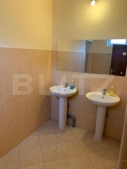 Spațiu comercial, de 750 mp, în Moreni