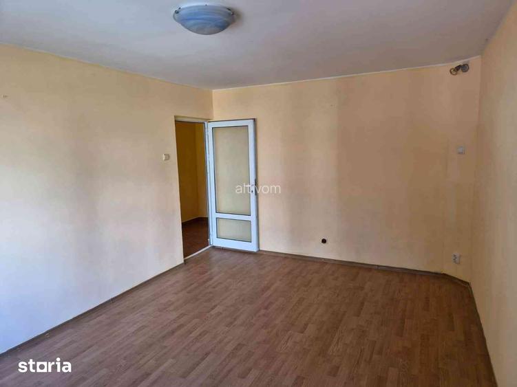 Apartament 2 camere ICFrimu et1/4,centrala 76 000 euro