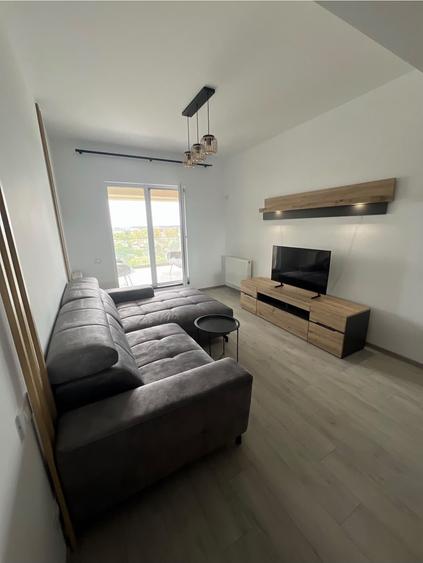 Apartament cu 2 camere decomandat, mobilat în Lacul Morii