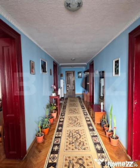 Casă cu 4 camere cu Teren 809 Mp în Central