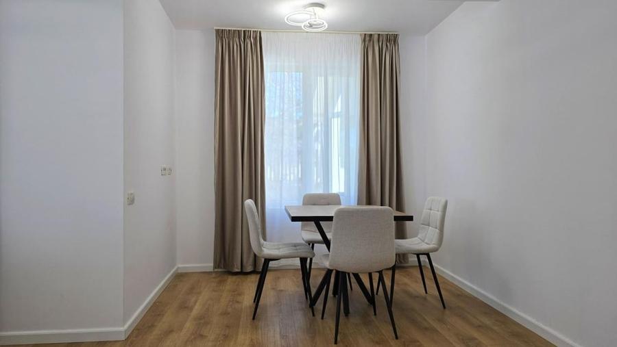 Casă cu Teren 305 Mp în Corbeanca