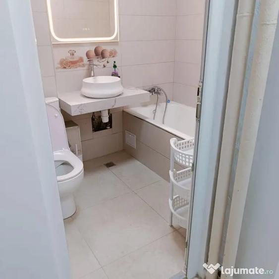 Apartament cu 2 camere decomandat în Cișmigiu