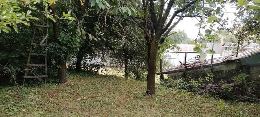 Teren Construcții intravilan de 844 mp, în Central
