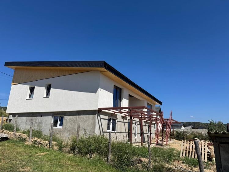 Casă individuală cu 3 camere cu Teren 500 Mp în Tăuții-Măgherăuș