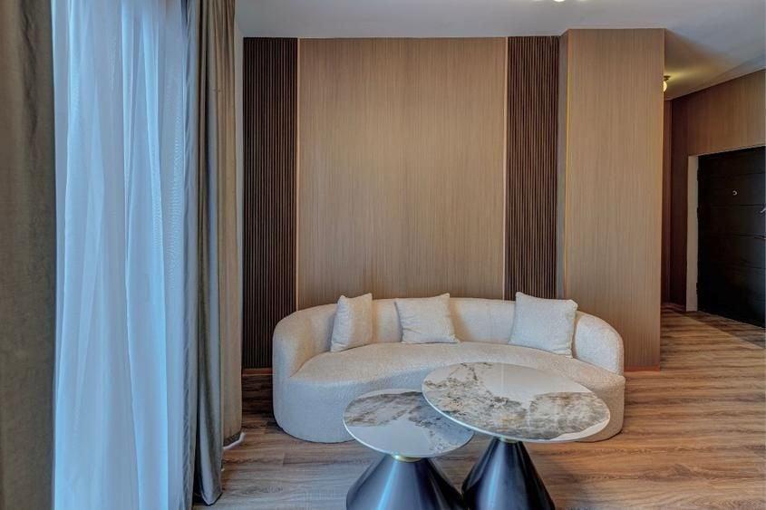 Apartament de vanzare 2 camere, balcon, etaj intermediar, Eroilor - 3