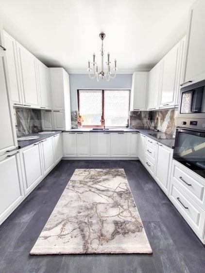 Casă individuală cu 4 camere cu Teren 350 Mp în Dâmbul Rotund