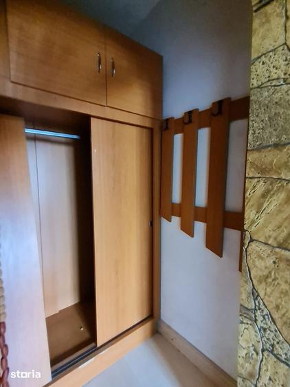 Apartament cu 3 camere decomandat în Mioriței