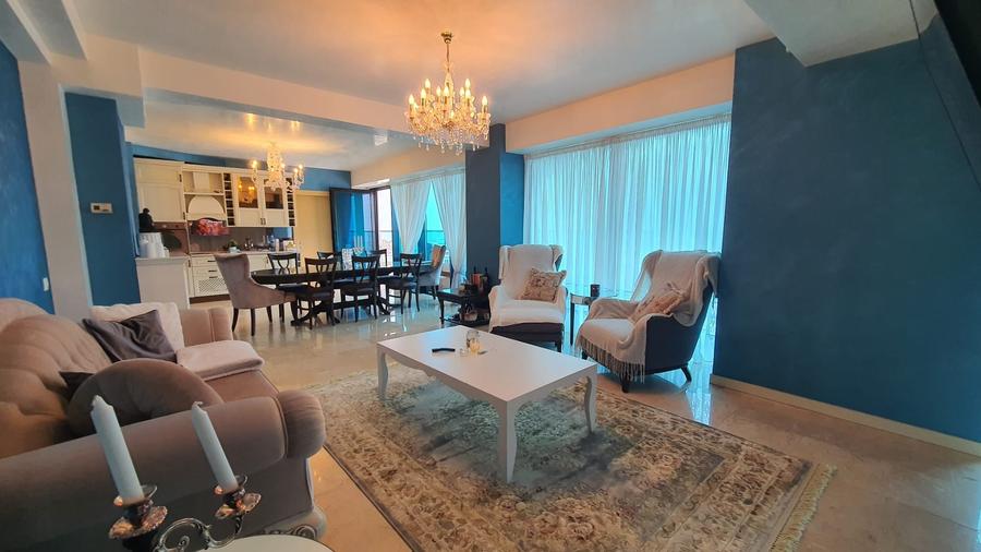 Apartament cu 4 camere decomandat, mobilat în Mamaia-Sat