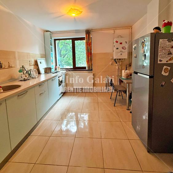 | Apartament cu 4 camere | Mazepa | Etaj 1 | - 1