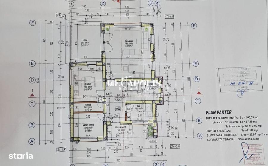 Casă cu 4 camere în Cristian