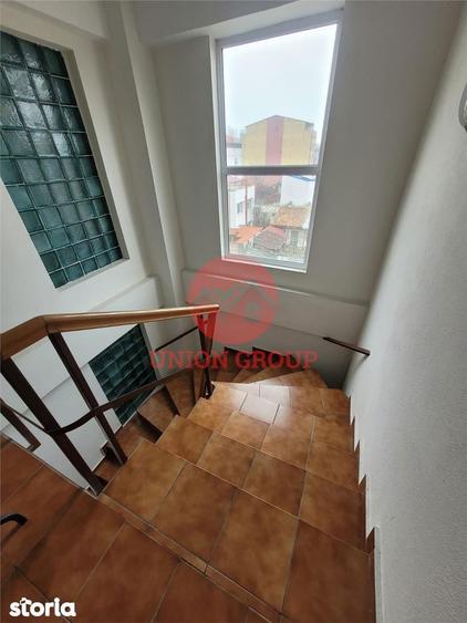 Spațiu comercial, de 55 mp, în Delfinariu