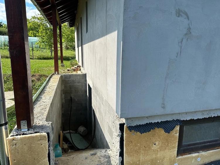 Casă cu 6 camere cu Teren 810 Mp în Central