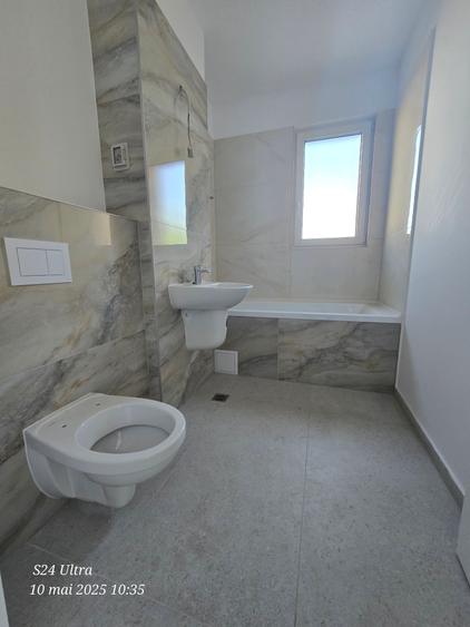 Apartament cu 2 camere decomandat în Aradului