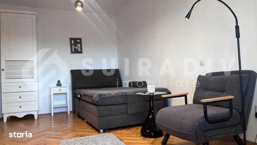 Apartament cu 3 camere în Central — fotografia 1